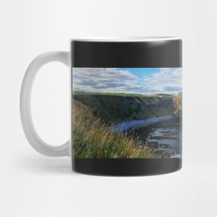 Panorama of Dunnottar castle in Aberdeenshire, Scotland Mug